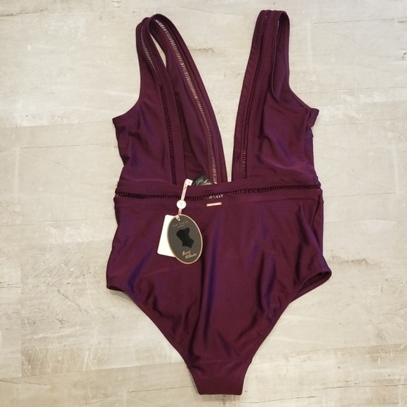 💕TED BAKER💕 Deep V Plunge One-Piece Swimsuit - Picture 8 of 8